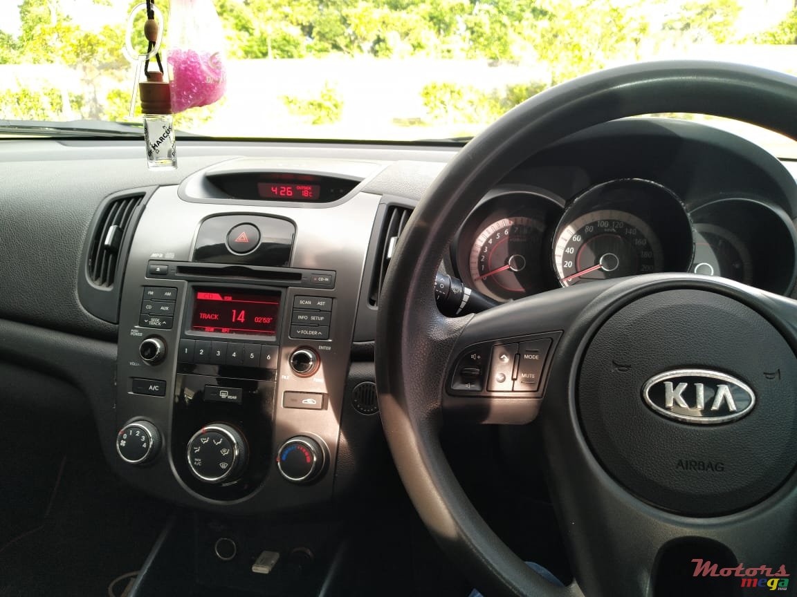 2014' Kia Cerato photo #4