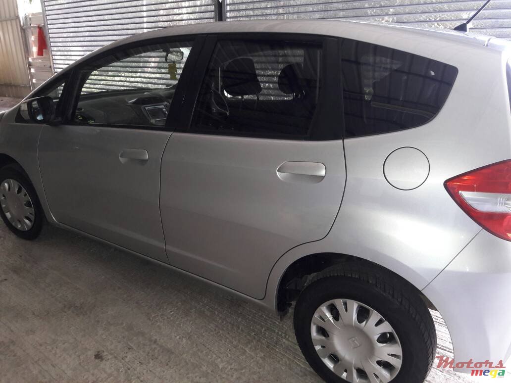 2011' Honda Fit photo #7