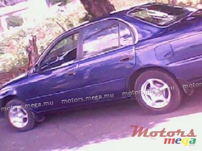 1995' Toyota Corolla photo #1