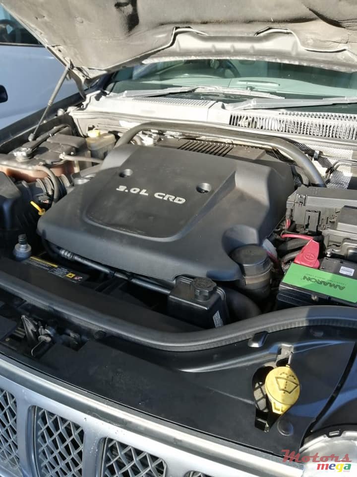 2008' Jeep Grand Cherokee photo #4