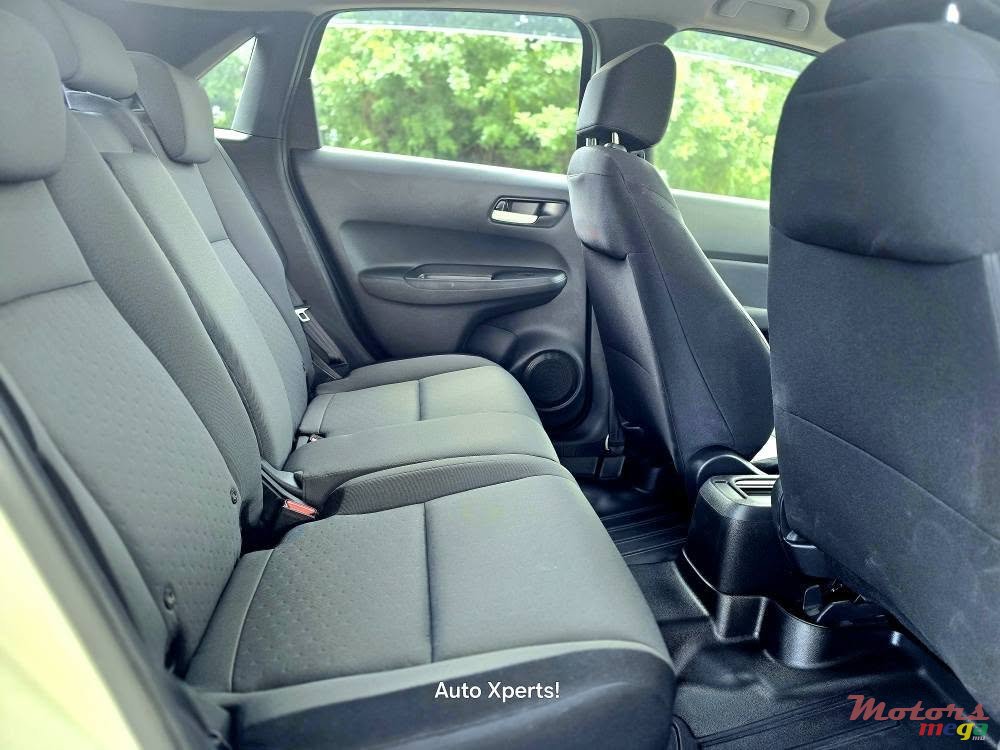 2020' Honda Fit photo #5