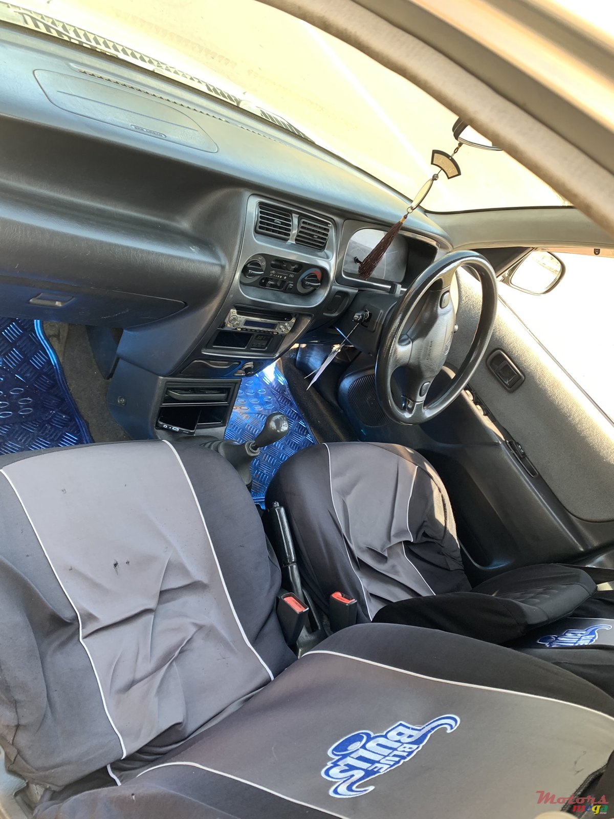 1999' Toyota photo #3