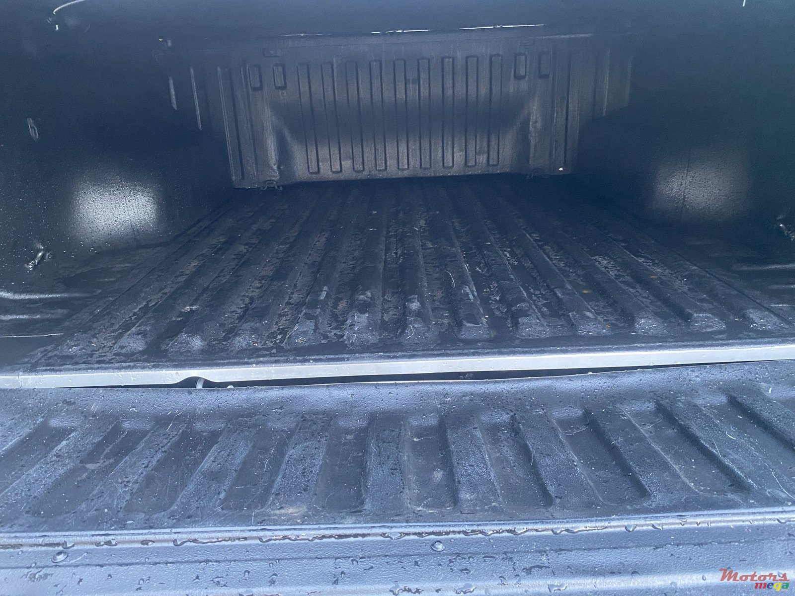 2016' Volkswagen Amarok TDI 4motion photo #7