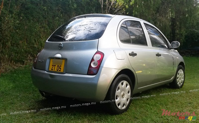 2005' Nissan photo #3