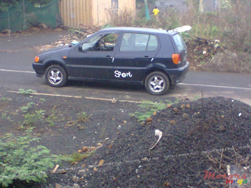 1998' Volkswagen Polo photo #1