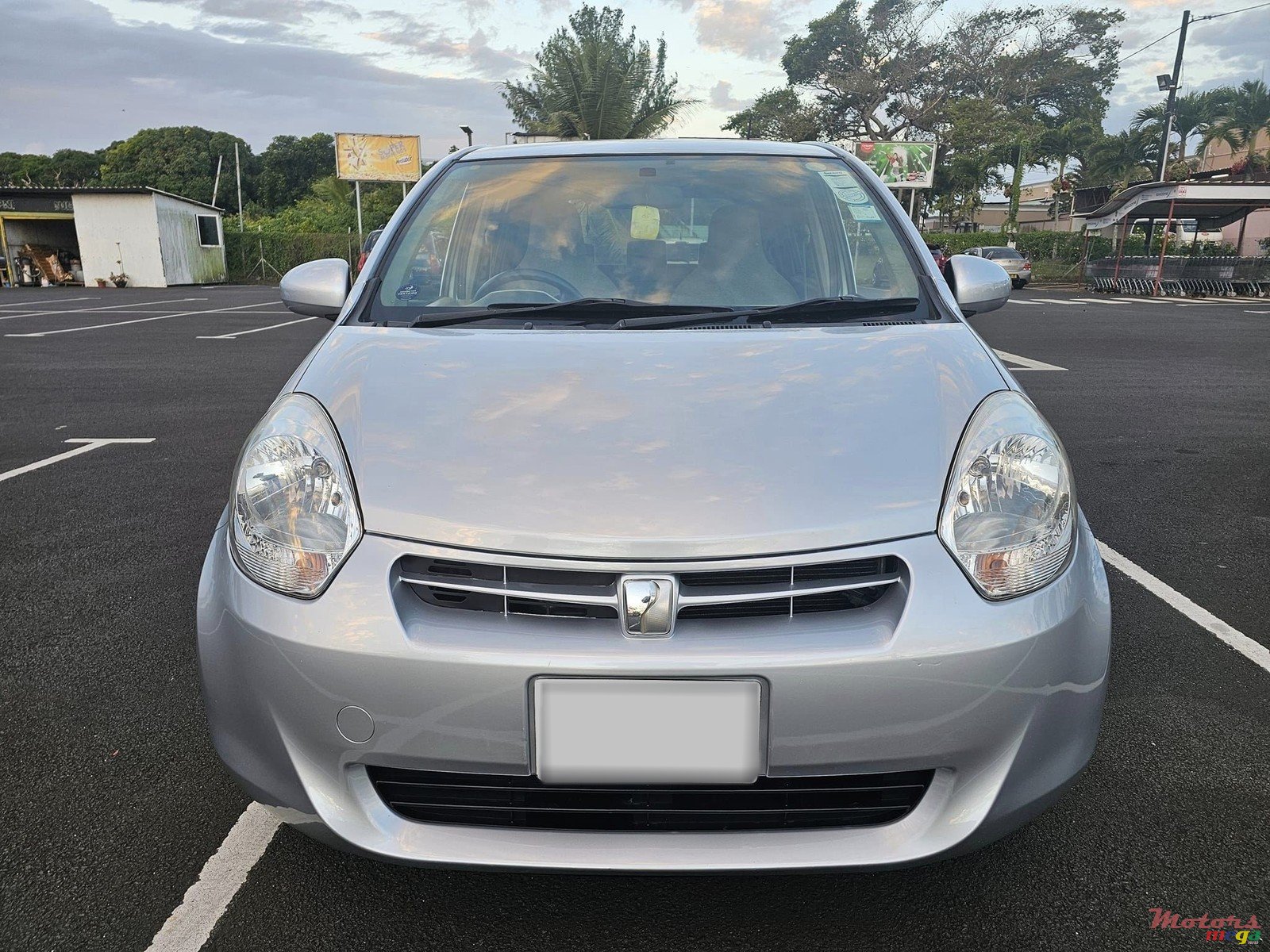 2013' Toyota Passo photo #1