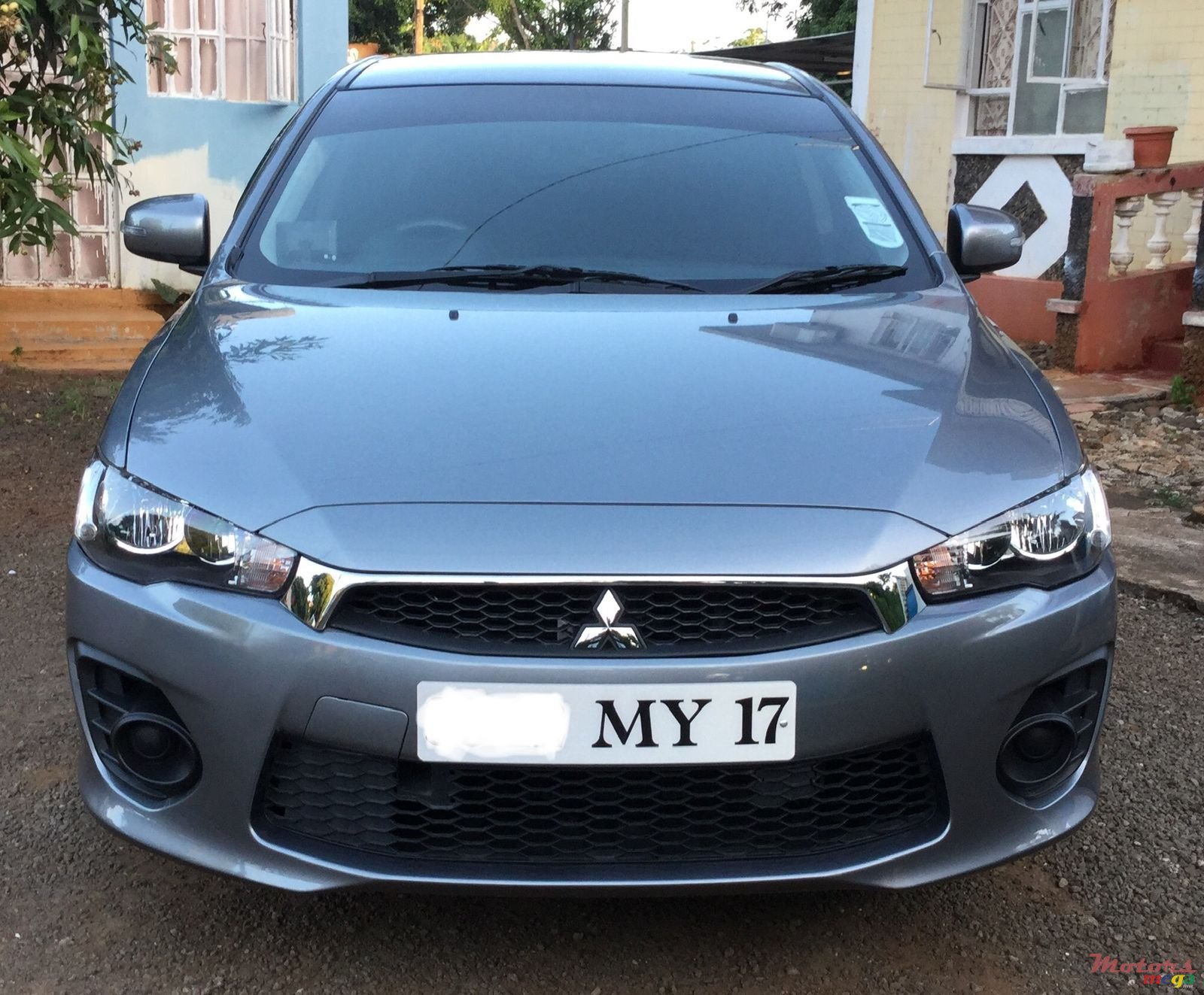 2017' Mitsubishi Lancer EX photo #1