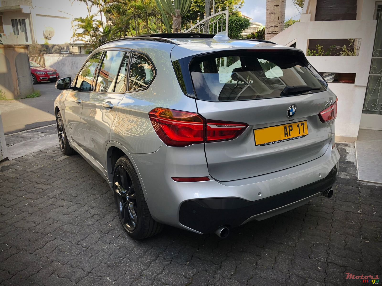 2017' BMW X1 20i photo #4