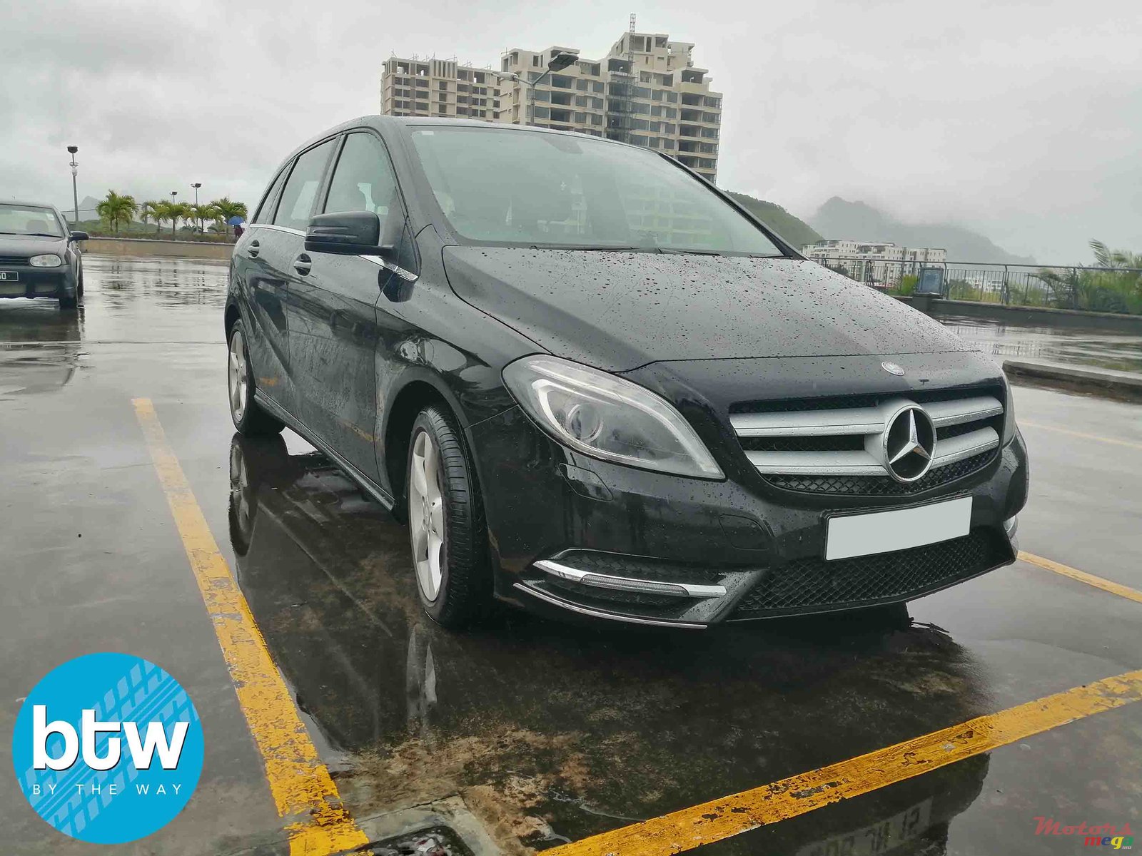 2015' Mercedes-Benz B 180 photo #1