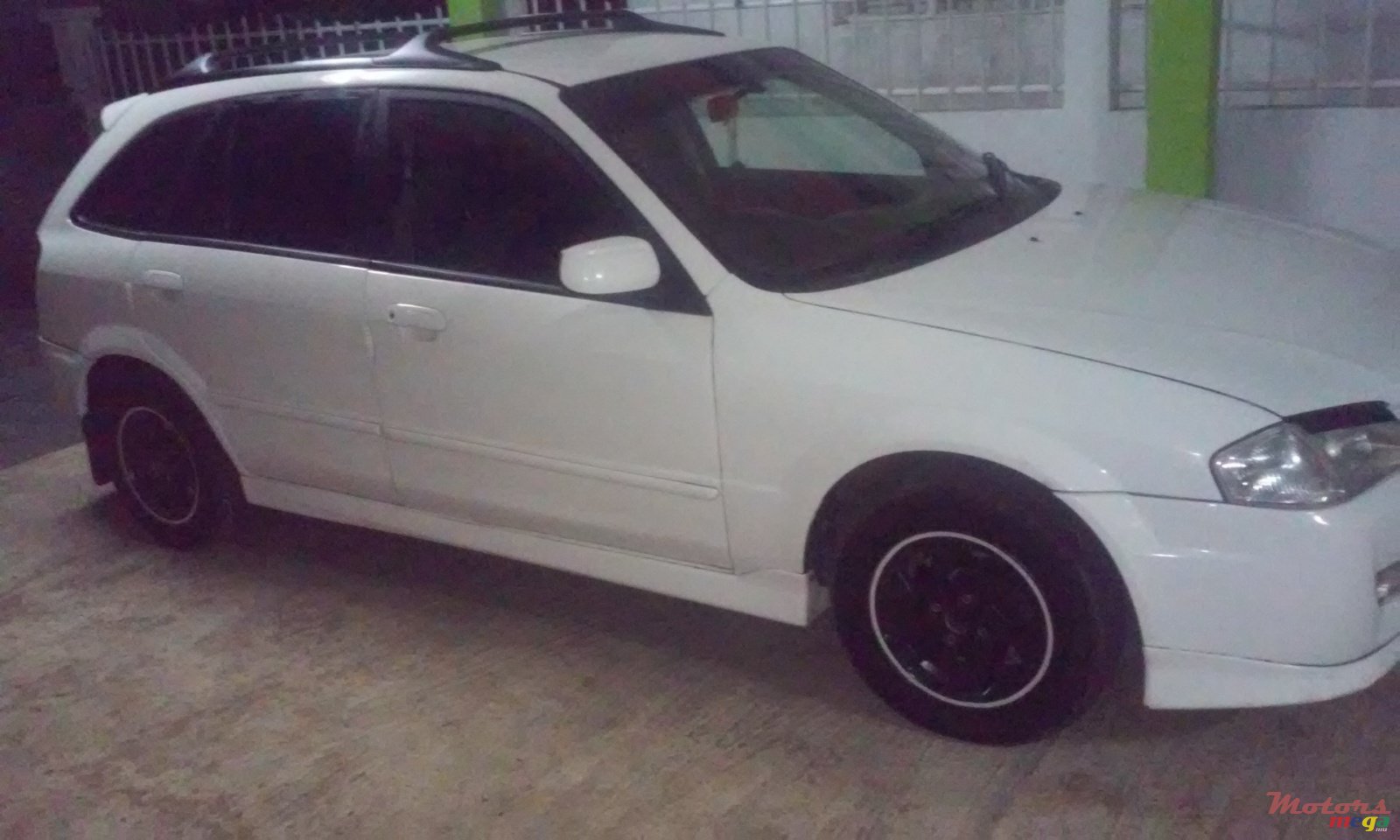 1999' Mazda Familia sport photo #1