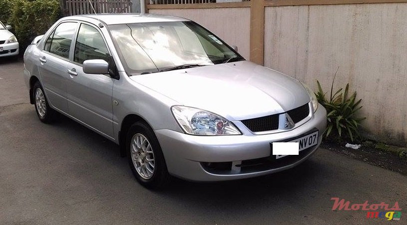 2007' Mitsubishi Lancer GLX photo #1