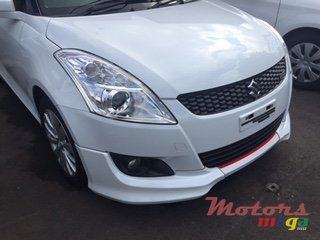 2012' Suzuki Swift KIT RS photo #5