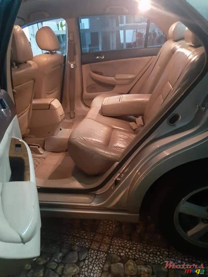 2006' Honda Accord photo #3