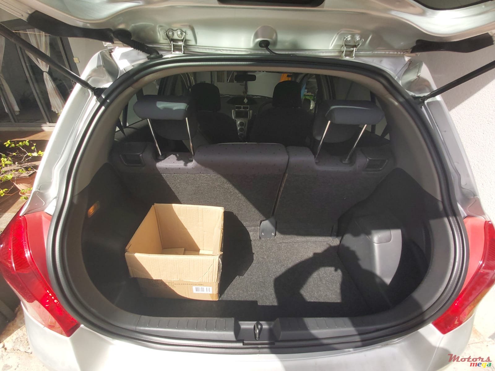 2007' Toyota Vitz Non photo #2