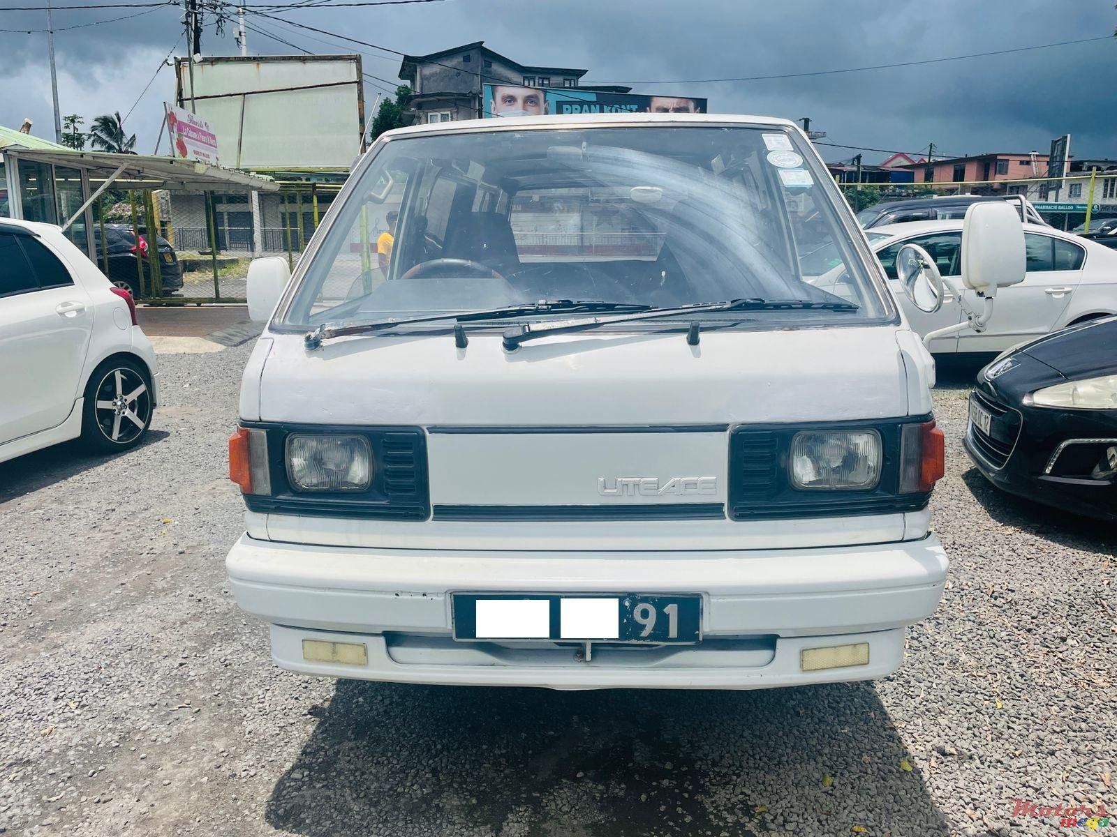 1991' Toyota LiteAce photo #2
