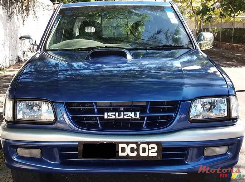 2002' Isuzu KB Series KB 300 TURBO (54227164) photo #2