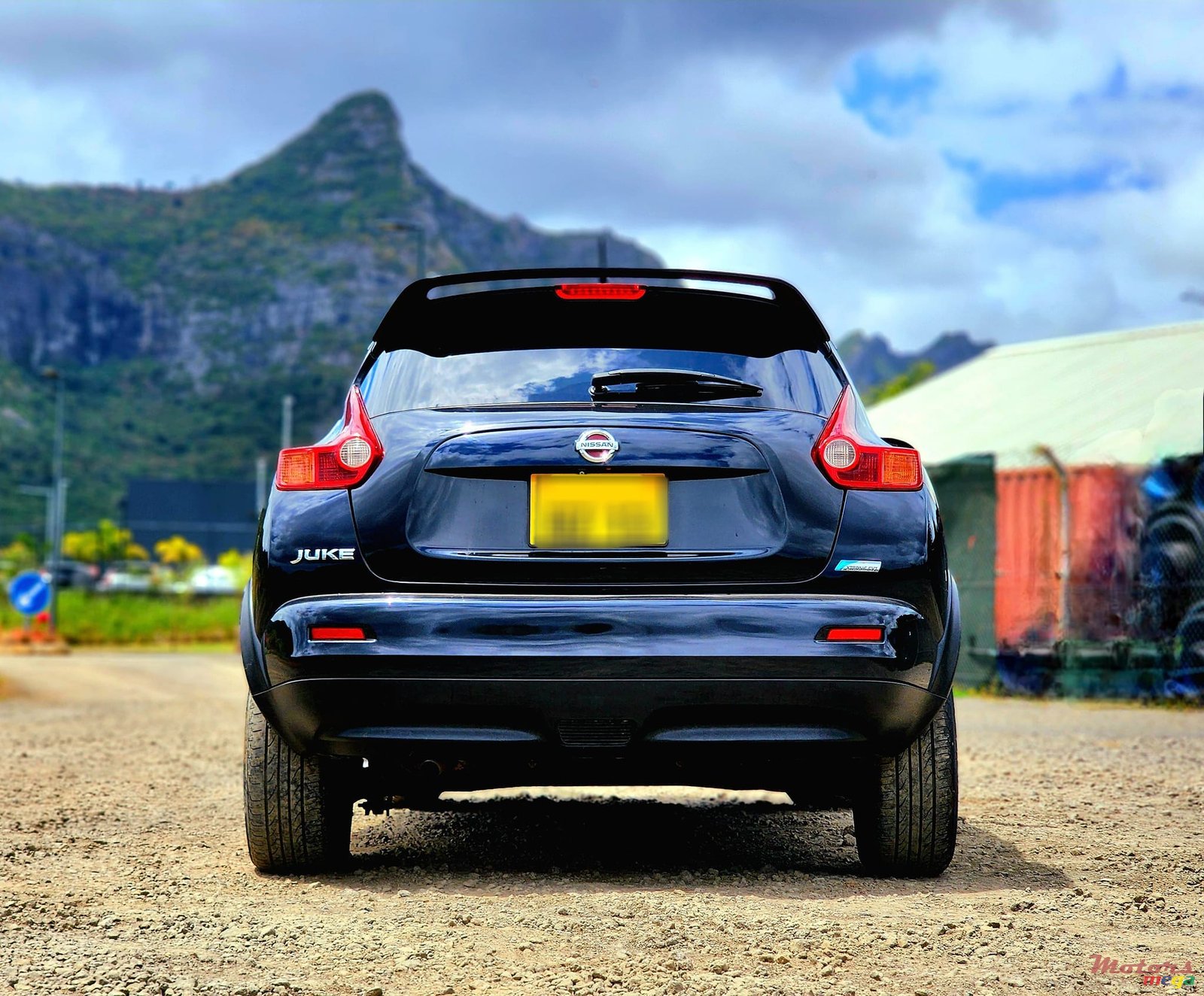 2013' Nissan Juke photo #3