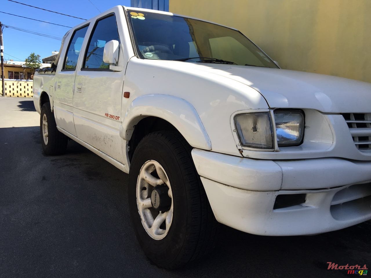 1998' Isuzu i-280 photo #1
