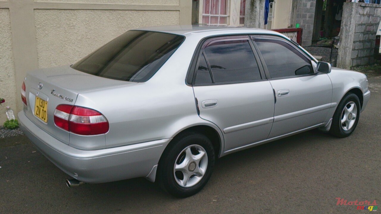 2000' Toyota Corolla ee111 photo #1