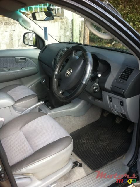 2008' Toyota Hilux D4D photo #2