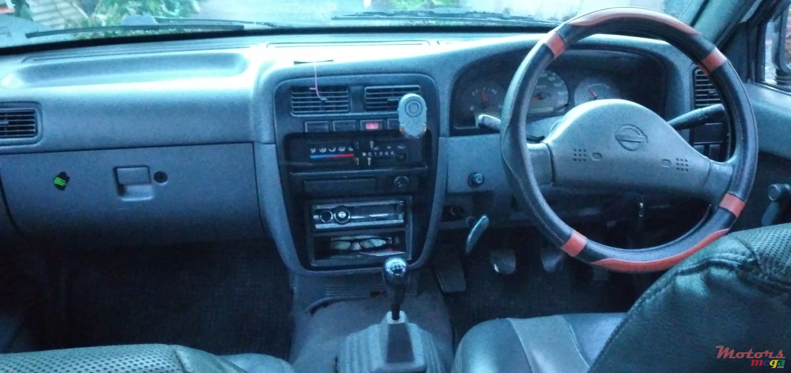 2005' Nissan Pickup photo #5