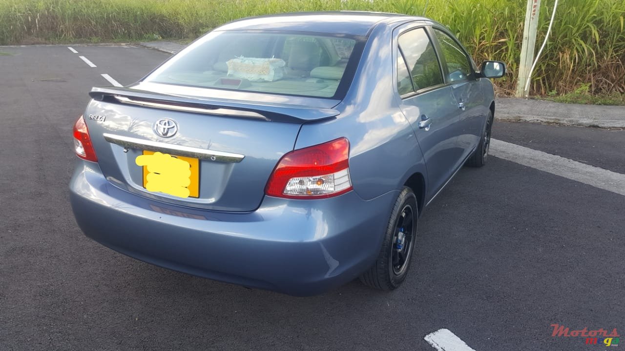 2010' Toyota Corolla photo #2