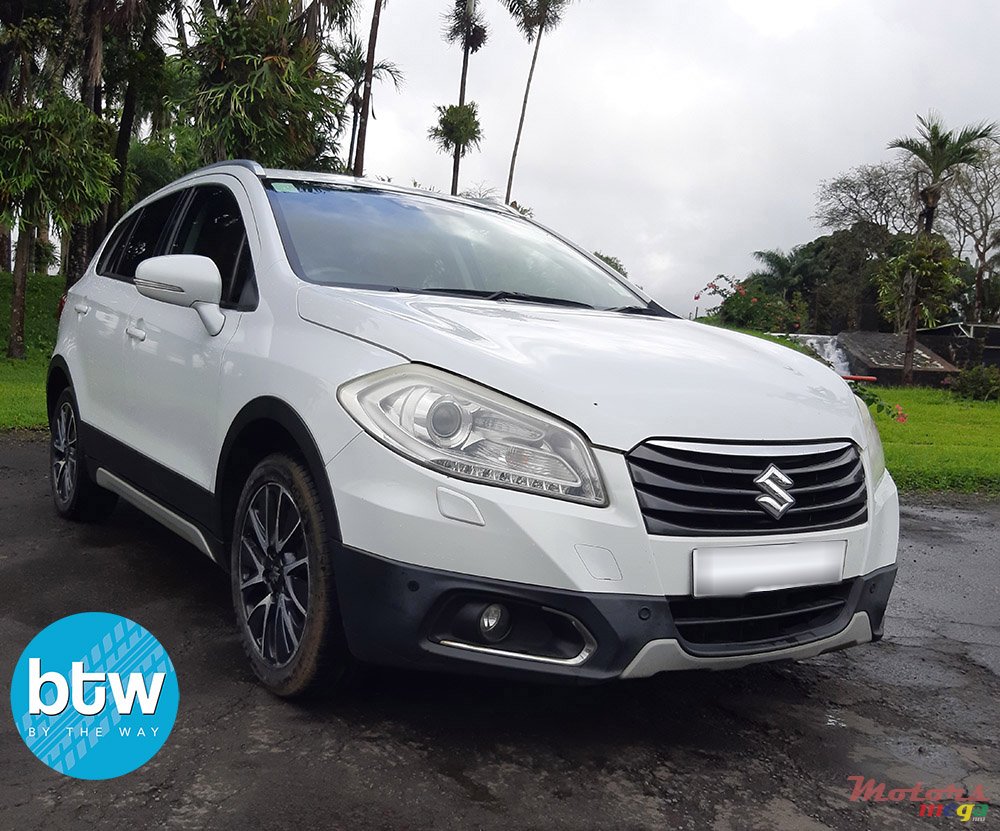 2015' Suzuki SX4 S-Cross ALLGRIP photo #1