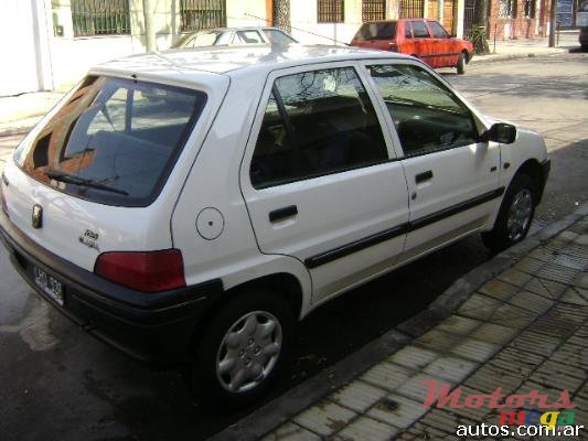 2000' Peugeot 106 photo #1