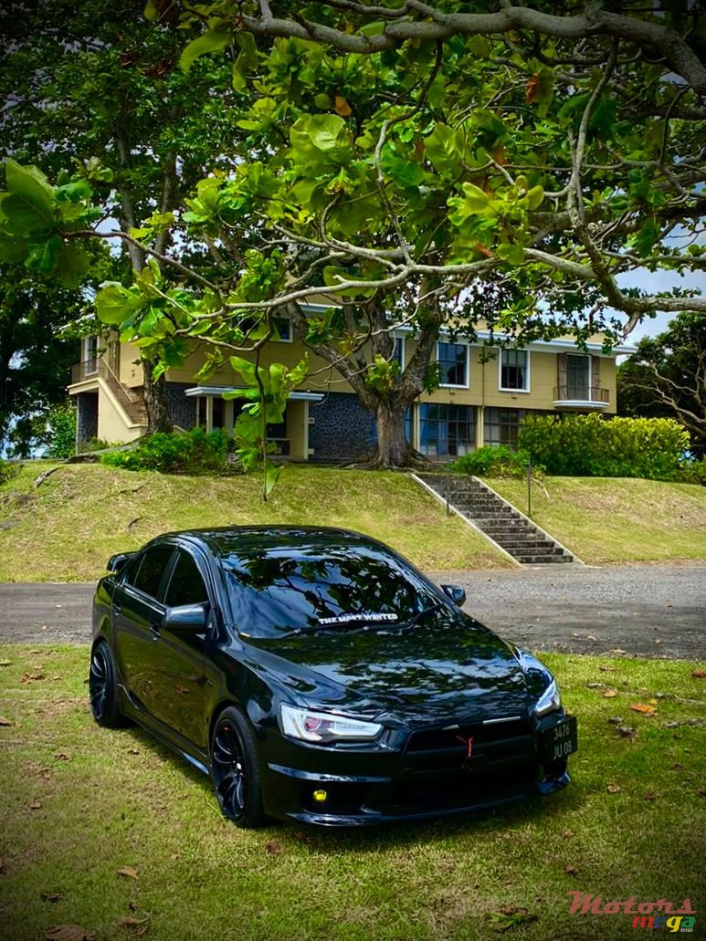 2008' Mitsubishi Lancer photo #3
