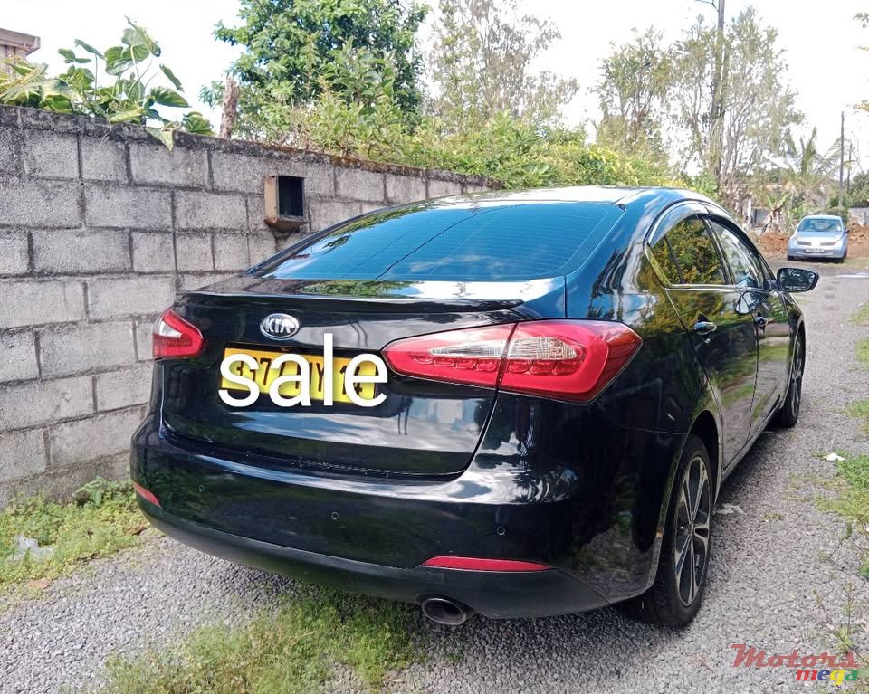 2014' Kia Cerato AUTOMATIC GEAR photo #2