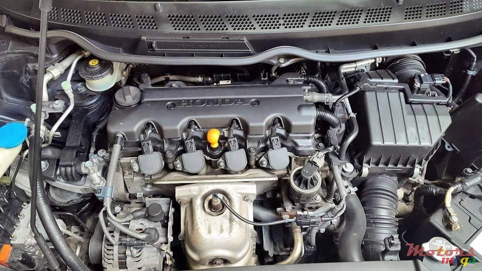 2005' Honda photo #7