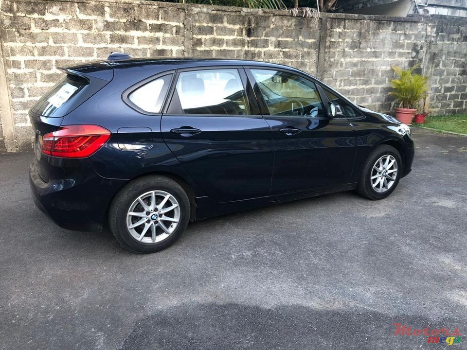 2015' BMW 2 Series photo #1