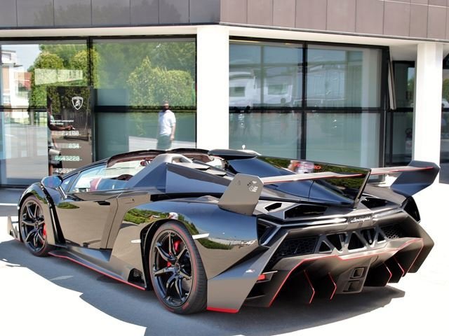 Blacked-Out Veneno Roadster Chilling at Lambo Factory