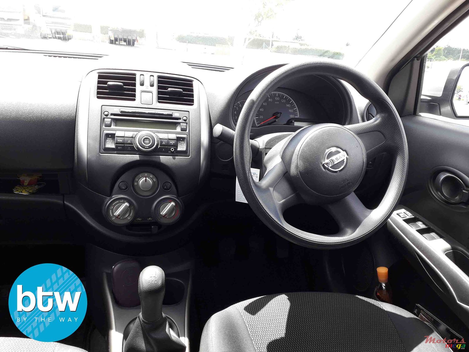 2014' Nissan Almera photo #7