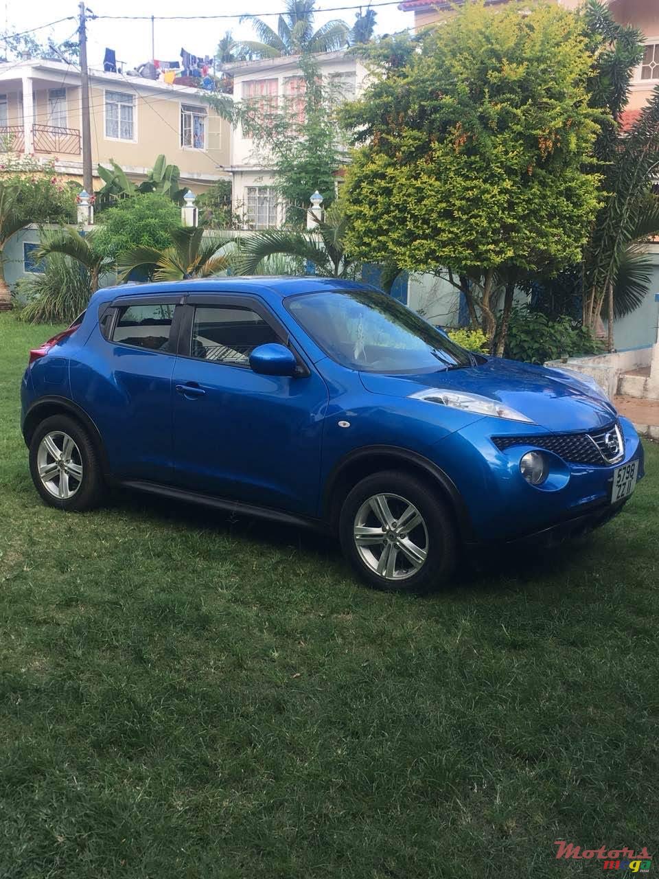 2011' Nissan Juke photo #2