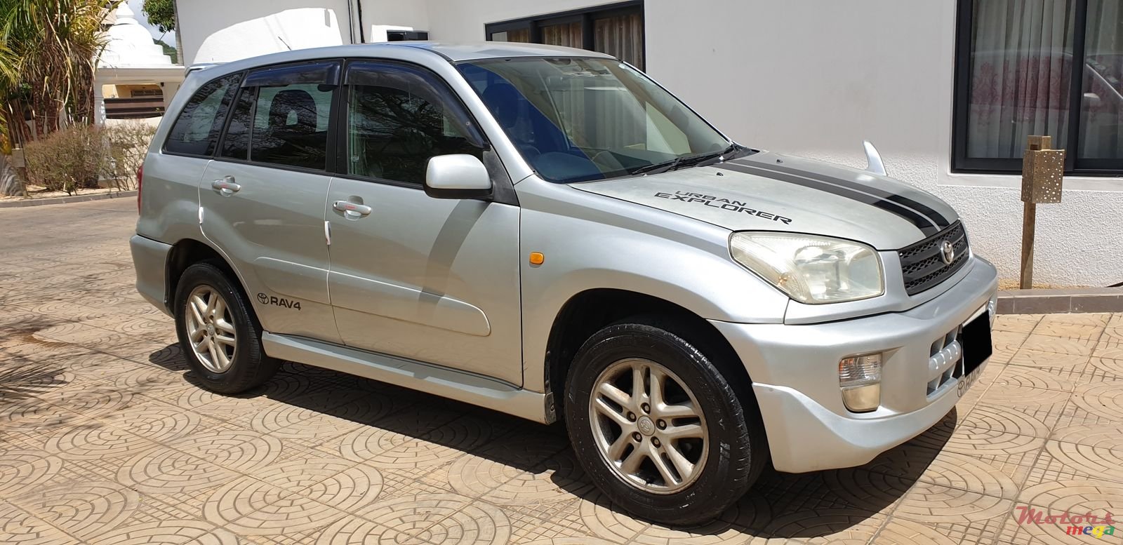 2001' Toyota RAV4 photo #4