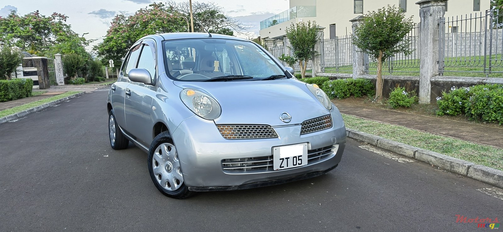 2005' Nissan March photo #1