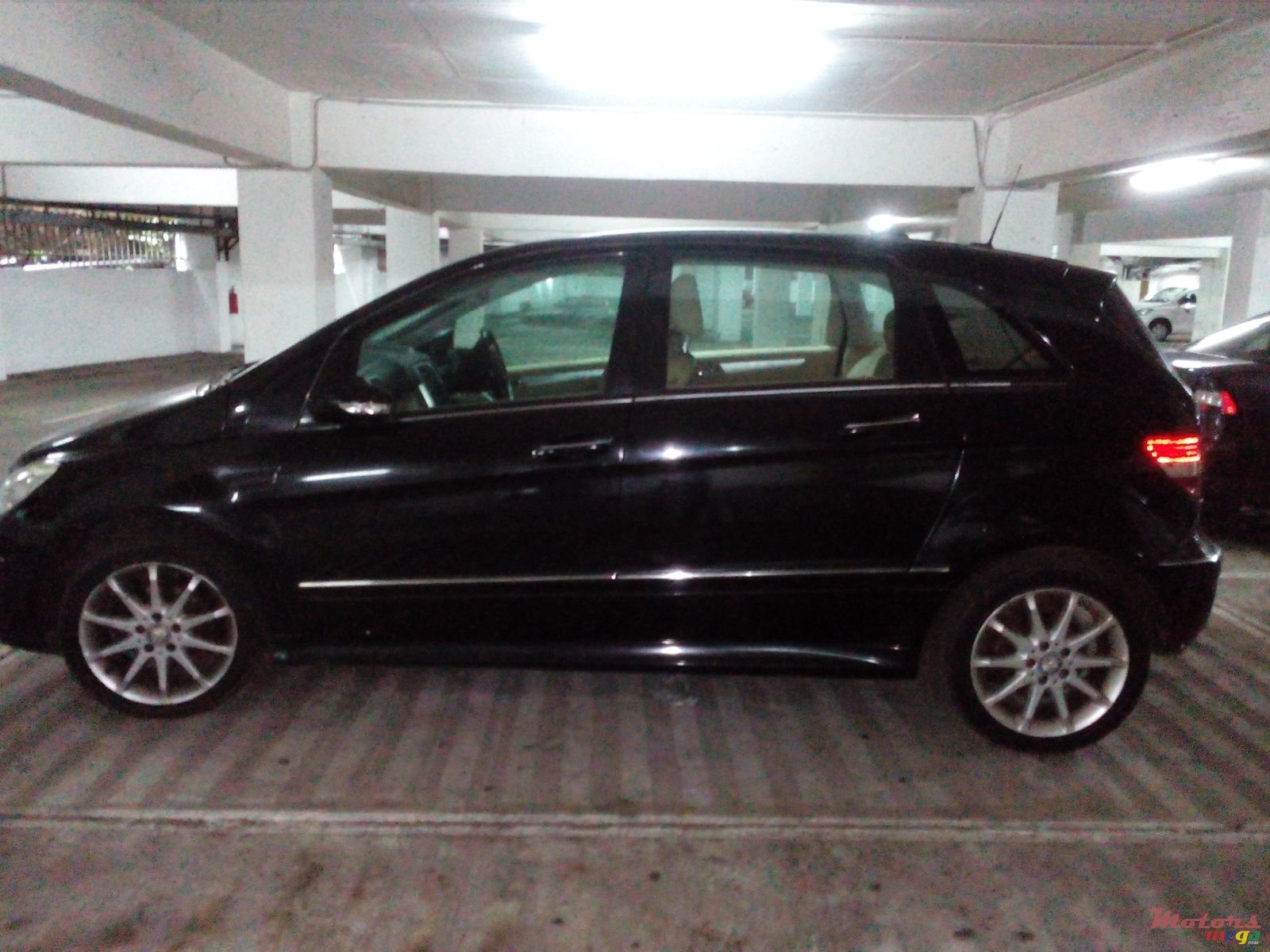 2008' Mercedes-Benz B 200 photo #4