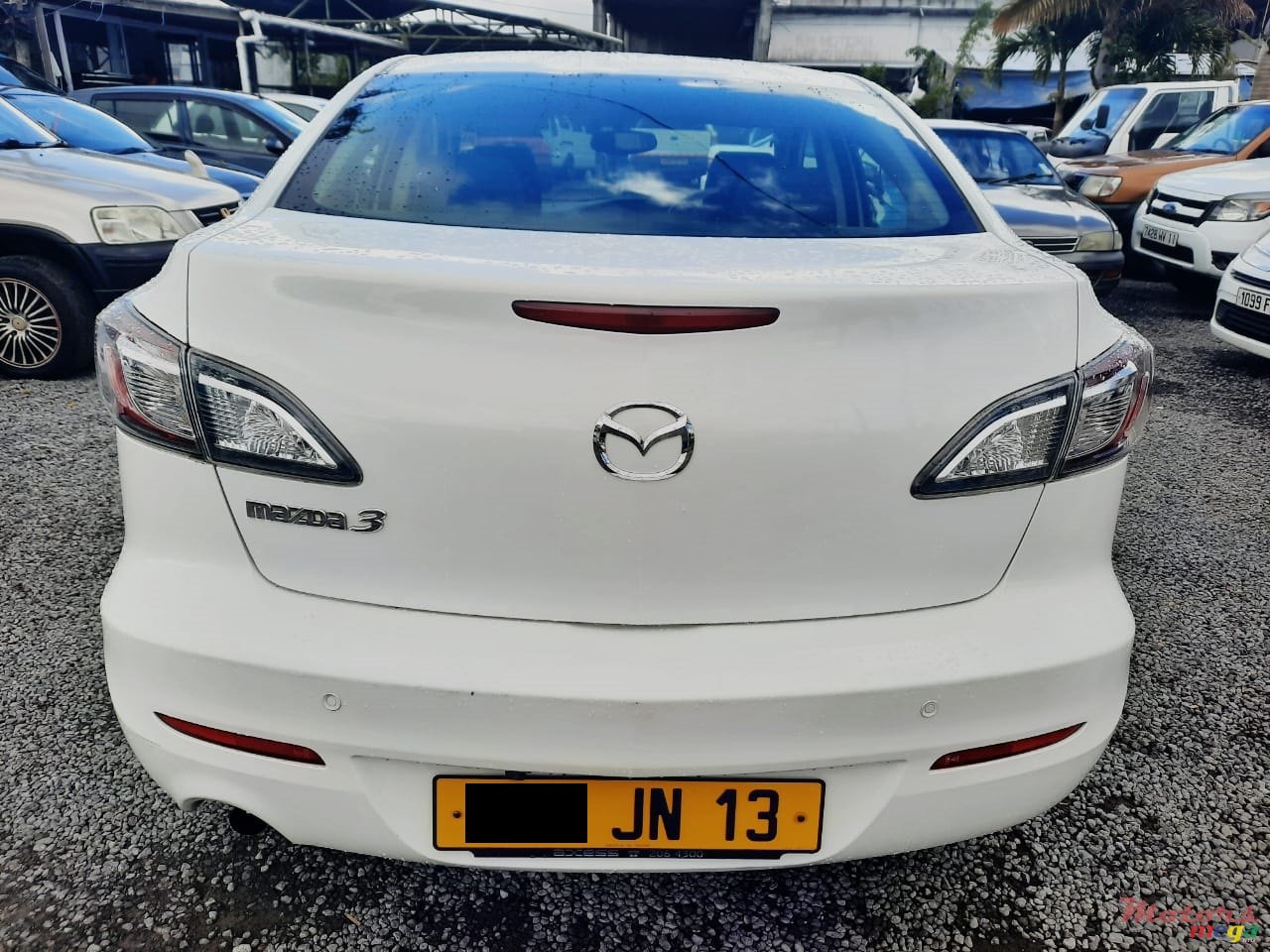 2013' Mazda 3 photo #4