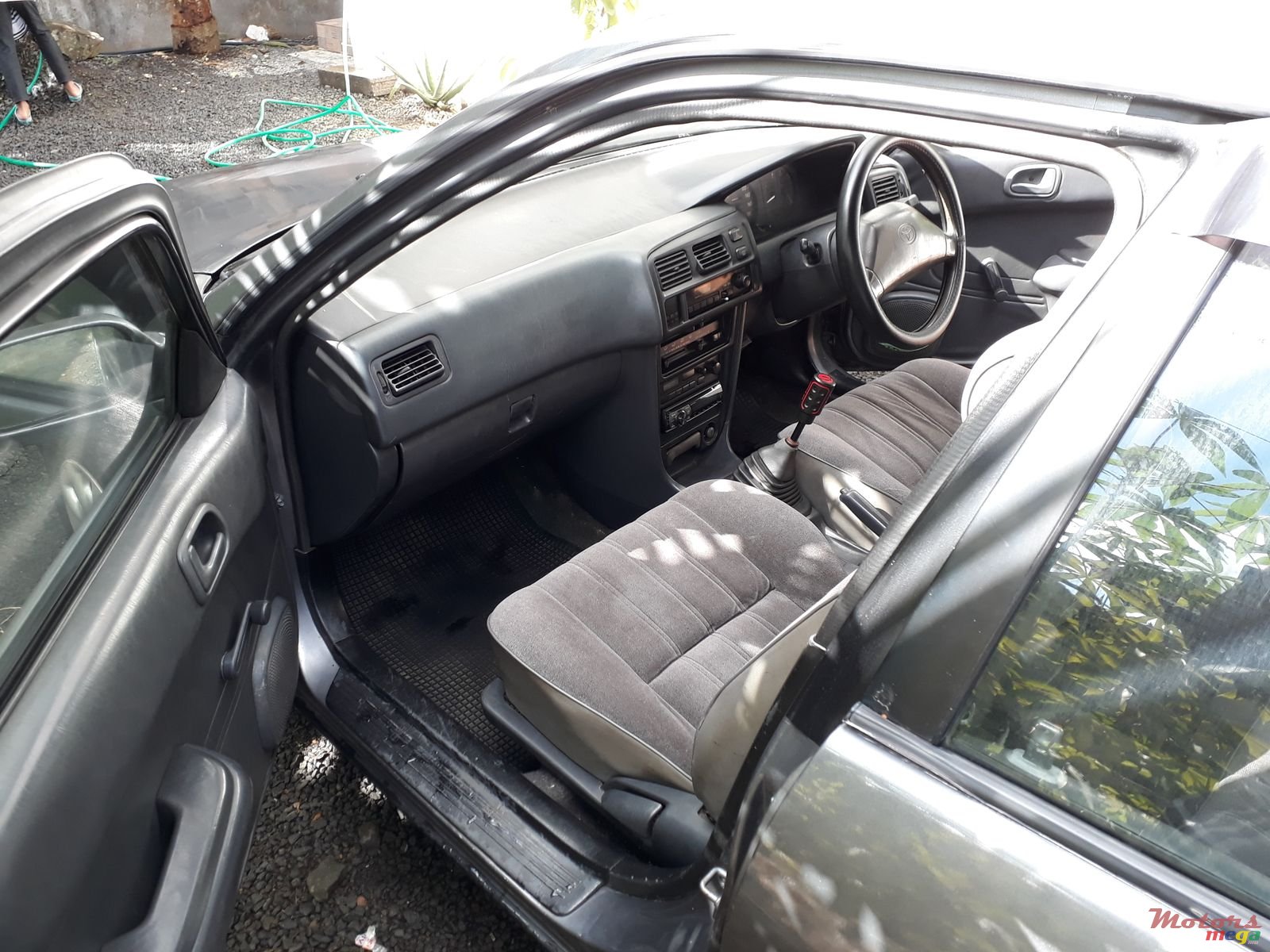 1995' Toyota Corolla photo #3