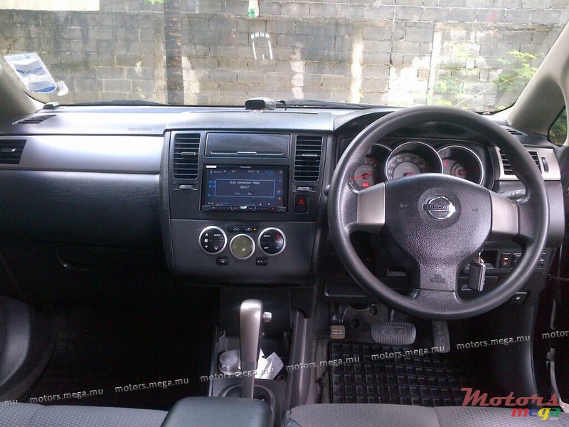 2005' Nissan Tiida 1600cc  photo #5