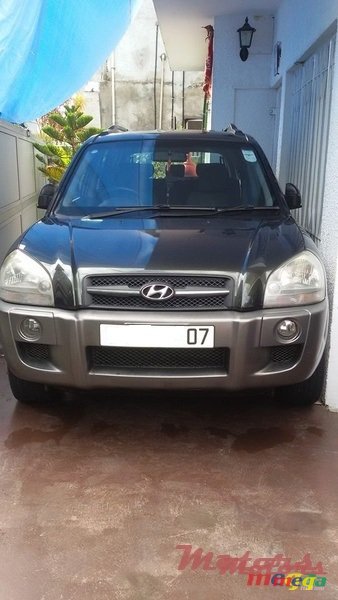 2007' Hyundai Tucson 2.0 DOHC photo #2