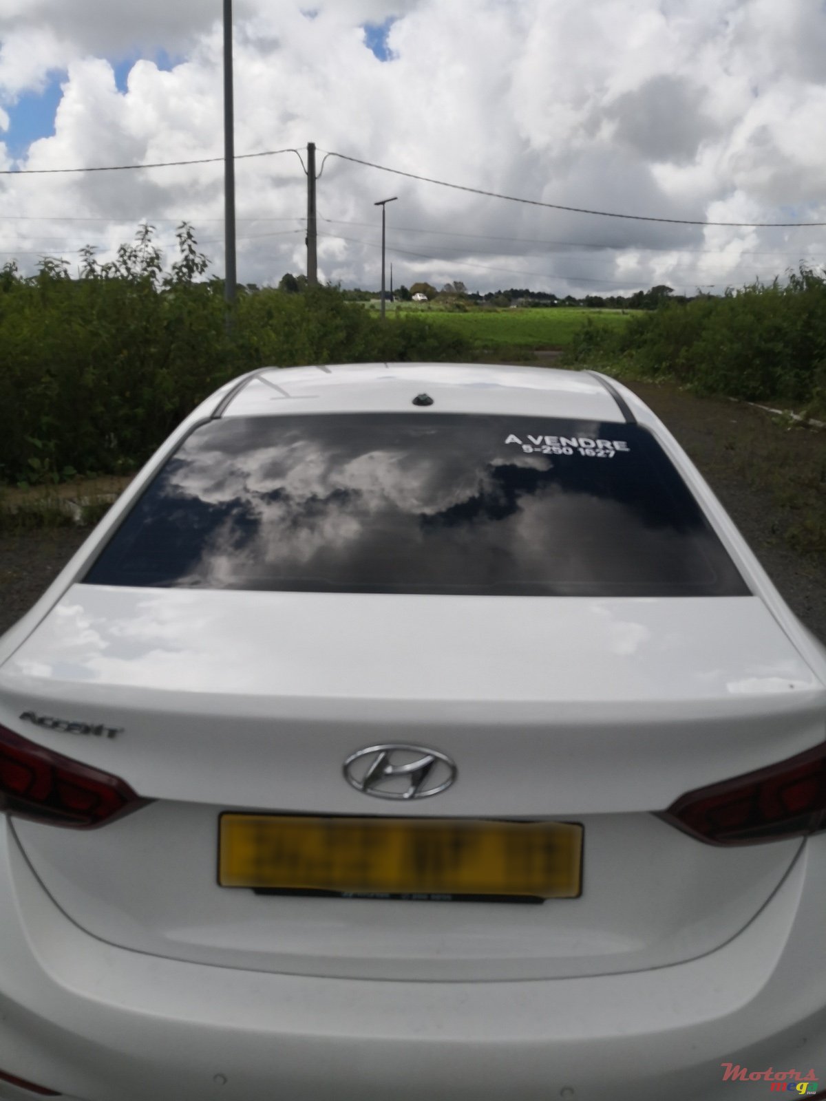 2019' Hyundai Accent photo #4