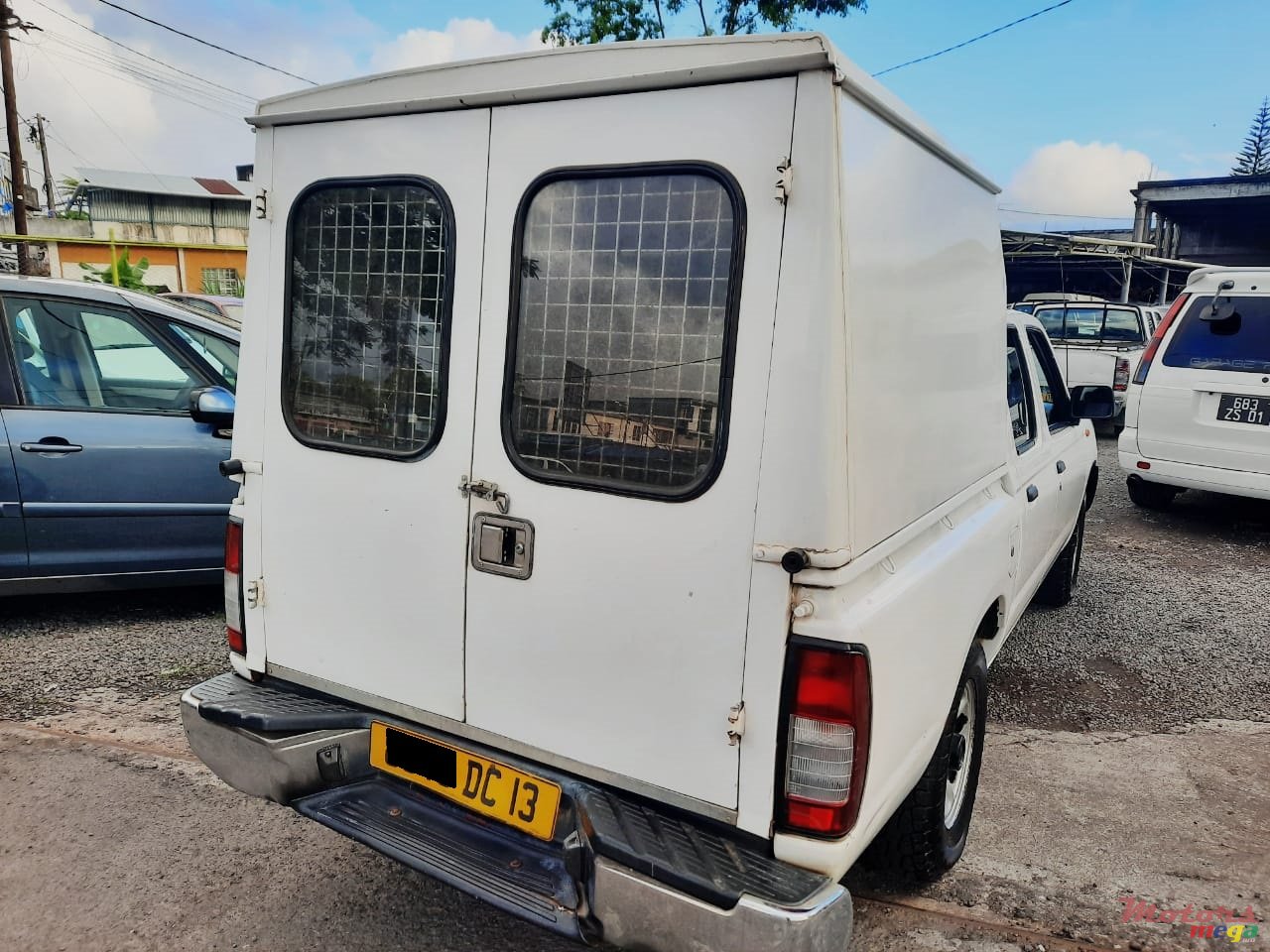 2012' Nissan Pick up photo #5