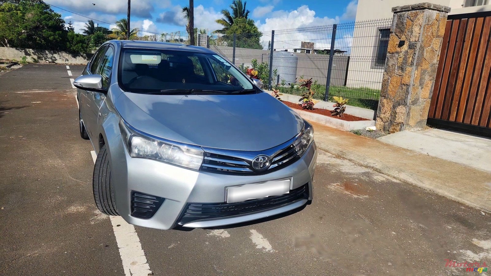 2016' Toyota Corolla photo #3