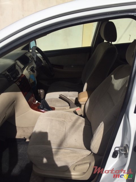 2001' Toyota Corolla photo #4