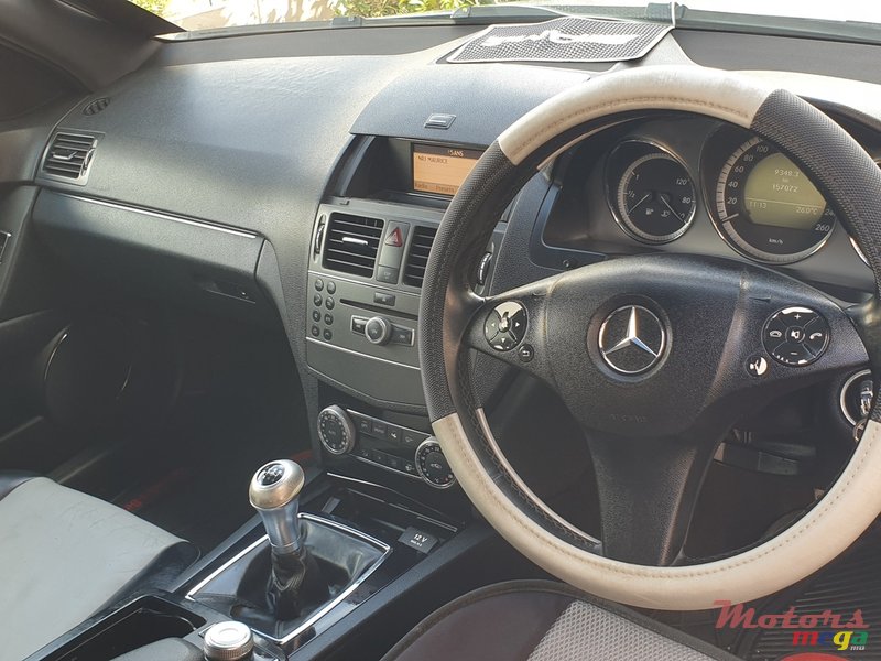 2010' Mercedes-Benz C 180 AMG photo #7