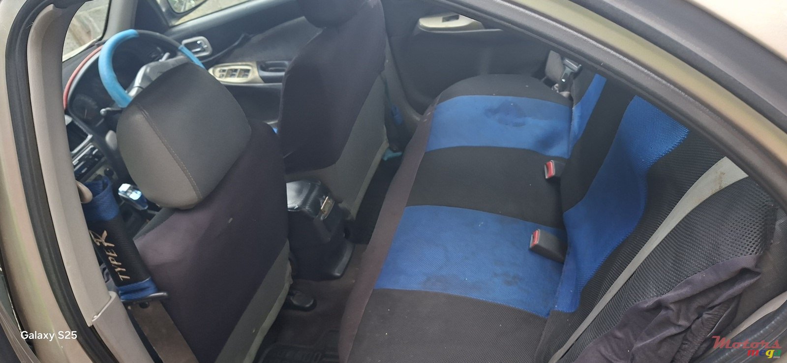 2002' Nissan Sunny photo #3
