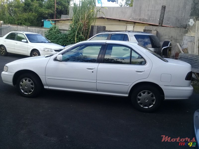 1999' Nissan Sunny B4 photo #3