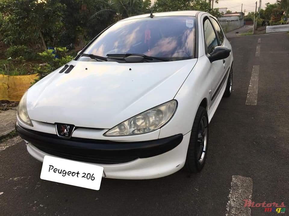 2000' Peugeot 206 photo #4